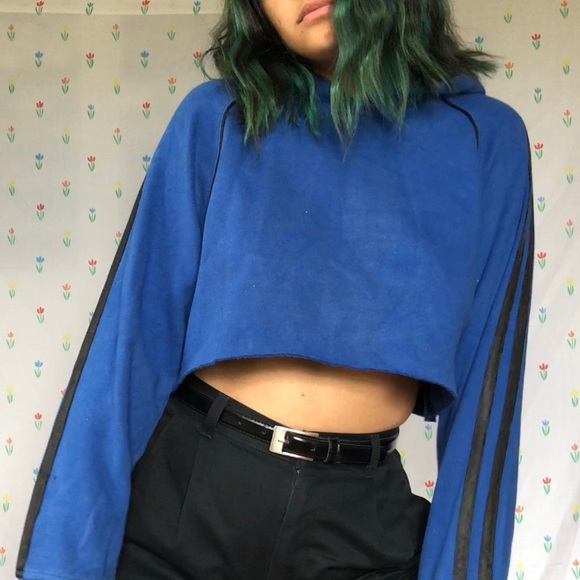 cropped hoodie - Picture 4 of 5